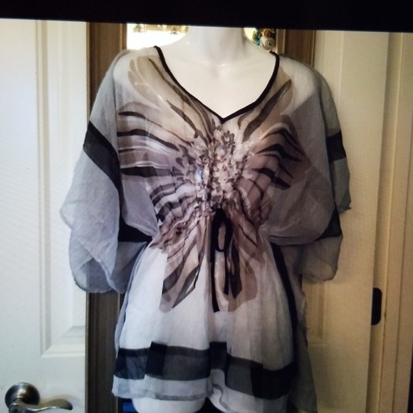 Jessica Taylor Tops - Jessica Taylor Gray Blue Black Top Sz 2x